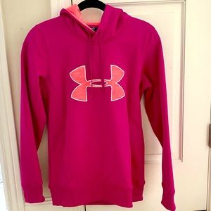 Under Armour women’s hoodie (like new)